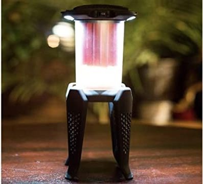 Thermoelectric oil lantern Converts Heat into Electricity to Power Bright LED Lights