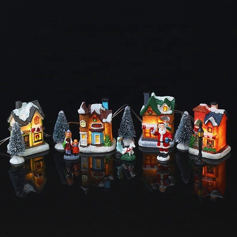 2021 New Led Light Up Fiber Optic Resin Christmas Village House Lighting Miniature Set Snow Scene House Statues Christmas Decor