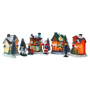 2021 New Led Light Up Fiber Optic Resin Christmas Village House Lighting Miniature Set Snow Scene House Statues Christmas Decor