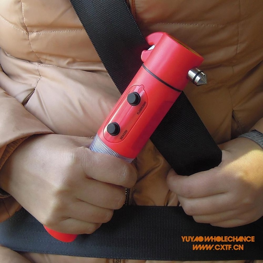 Multifunction Emergency Escape Hammer Flashlight LED Torch for Car Use