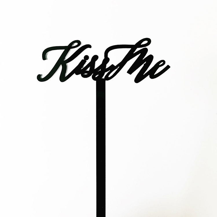 Custom Black Acrylic Kiss Me Drink Stirrer Plastic Coffee Stick