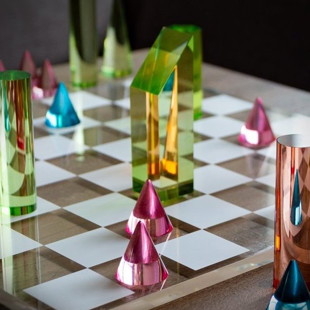 Custom Colorful Acrylic Chess Game Set Modern Acrylic Crystal Magnetic Board Game Set For Fun