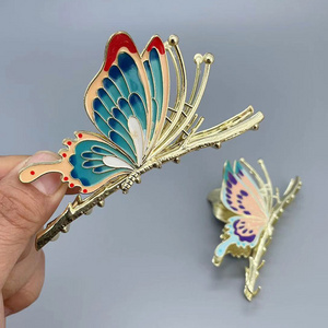 TC  Custom Hair Clip Trending Vintage Hair Claws Fashion Metal Butterfly Hair Claw