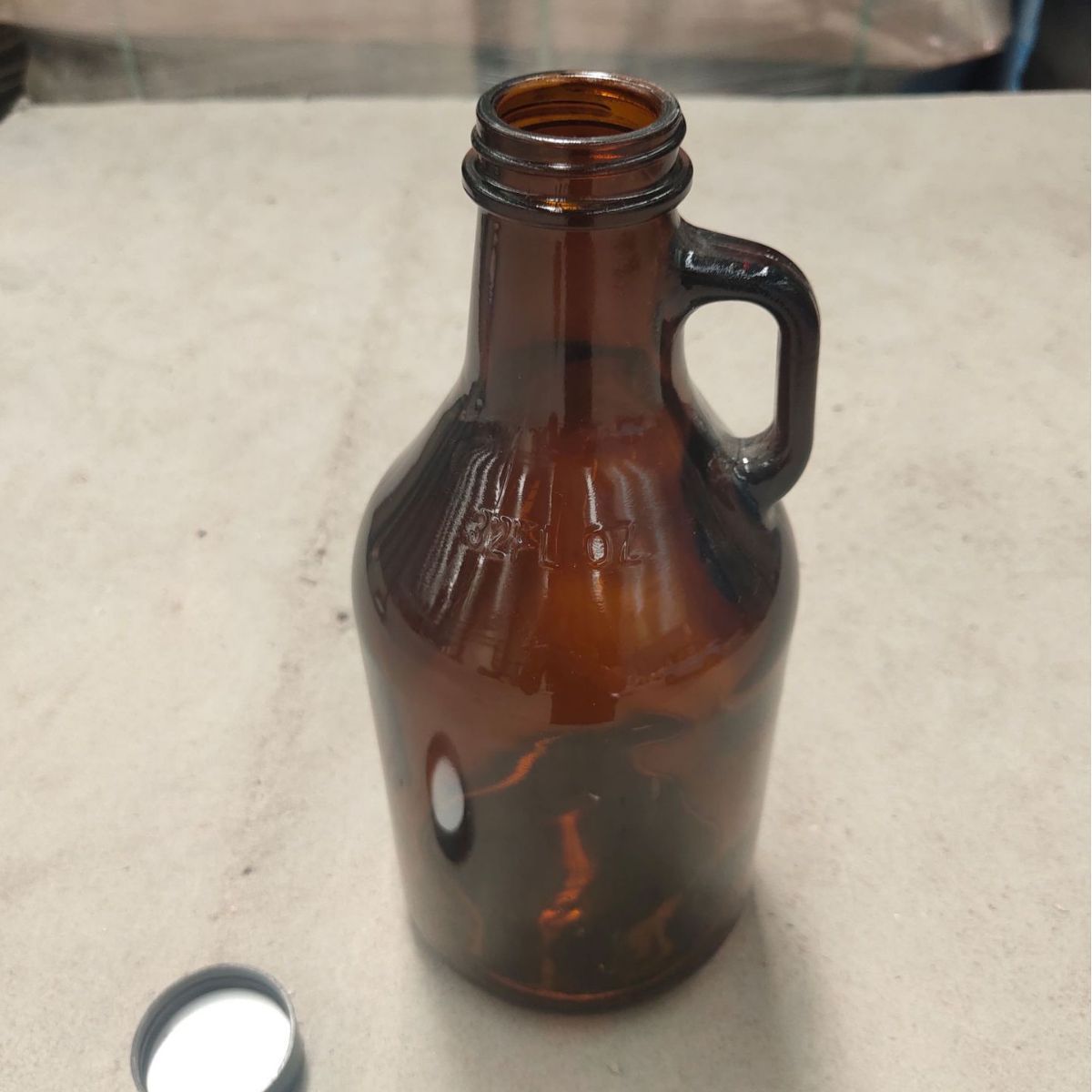 1L/32oz Large Capacity Amber Beer Growler Glass Jug Ocean Wine Bottle with Swing Top and Handle