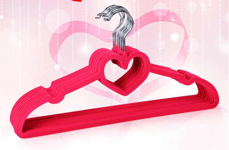 Colorful Velvet Clothes Hangers Loving Heart Velvet Coat Hanger Non-slip Heart-shaped Multifunction Hangers