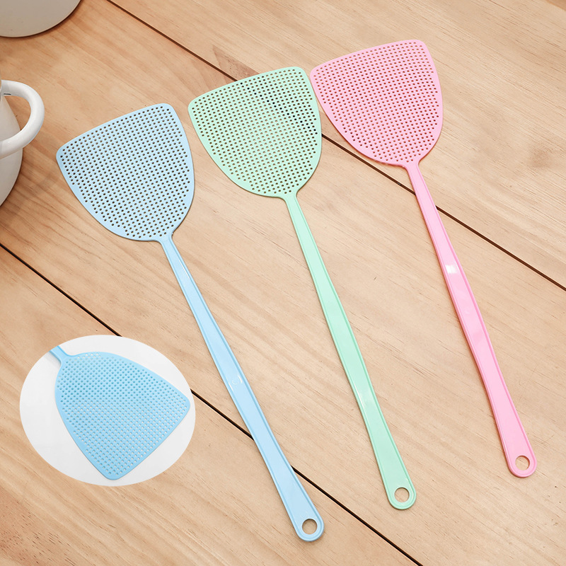 Handheld colorful plastic flyswatter Mesh extended manual fly swatter mosquito swatter Manual mosquito swatter