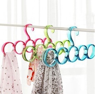 Scarf Hangers Save Space Closet Organizer 5 Ring Hole Round Tie European Simple Clothes Scarves Storage Rack Cloth