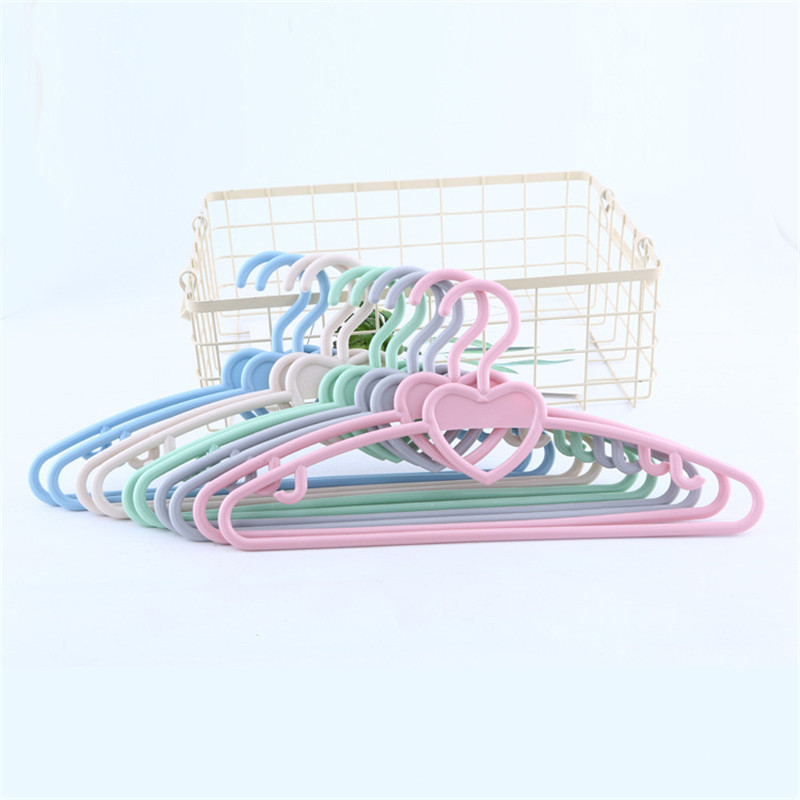 Heart-shaped Adult Jacket Clothes Non-slip Plastic Hanger