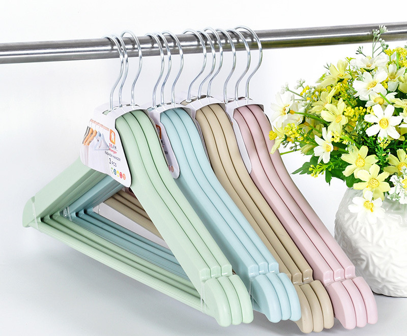 Hot sale  Colorful Multifunctional Clothes Hangers Metal Plastic Rack Outdoor Drying Rack clothing coat closet organizer