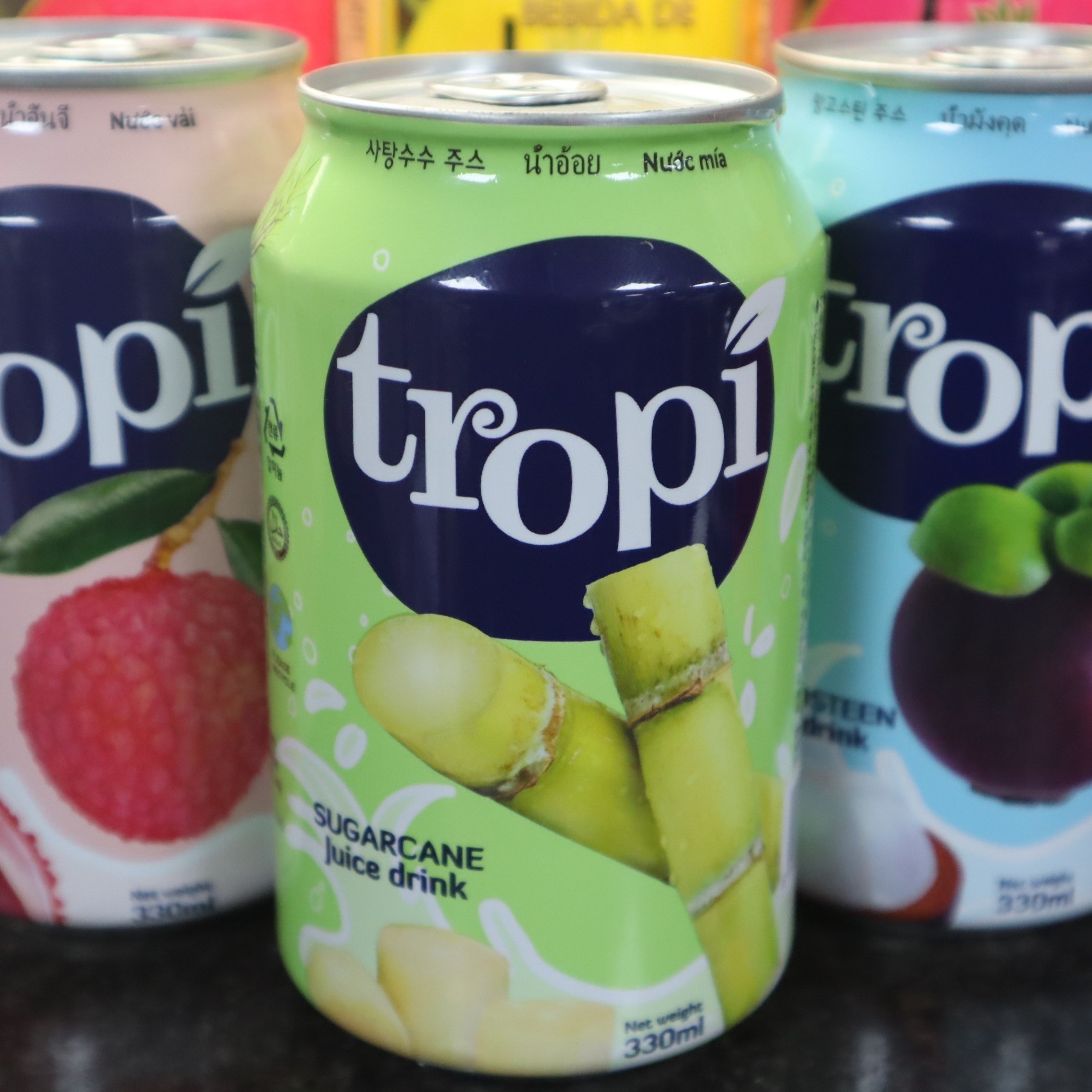 OEM Wholesales Sugar Cane Juice Drinks Canned 330ml Soft Drinks Suppliers NFC from Vietnam Tropical Fruits