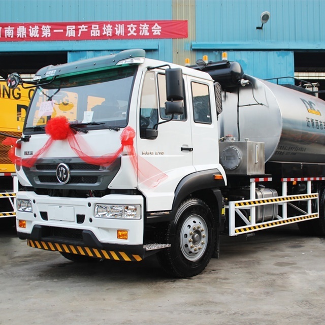 Asphalt Bitumen Distributor Bitumen Sprayer Truck Asphalt Sprayer Bitumen Emulsion Sprayer Road Asphalt Paver Machine