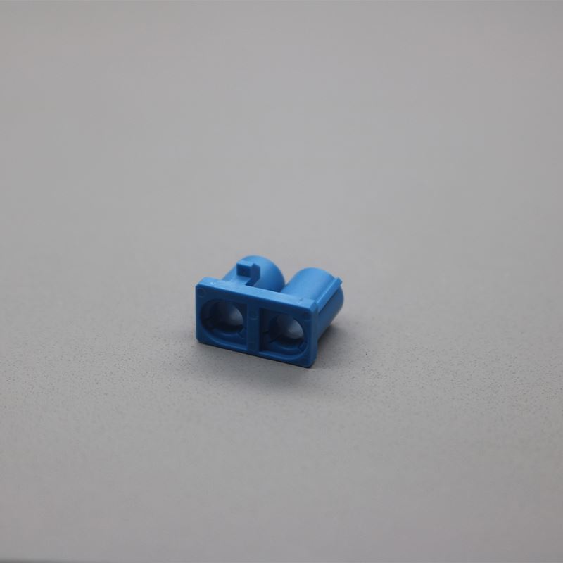 Supplier Wholesale Direct Selling Automotive Pbt Gf30 Connector Waterproof Connector Harness