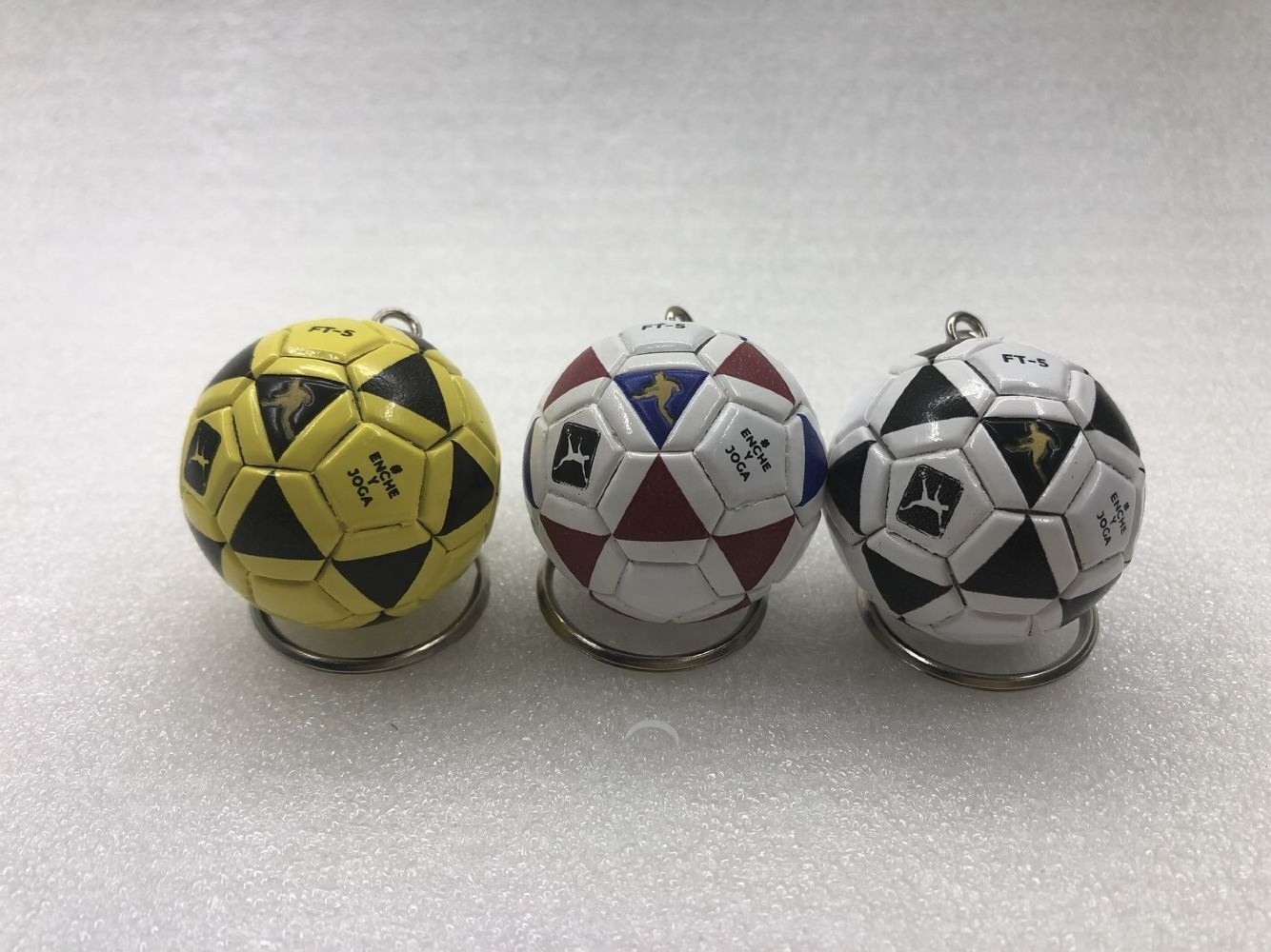 Customized plastic 3D  football Keychain soccer key chain mini Volleyball keychain