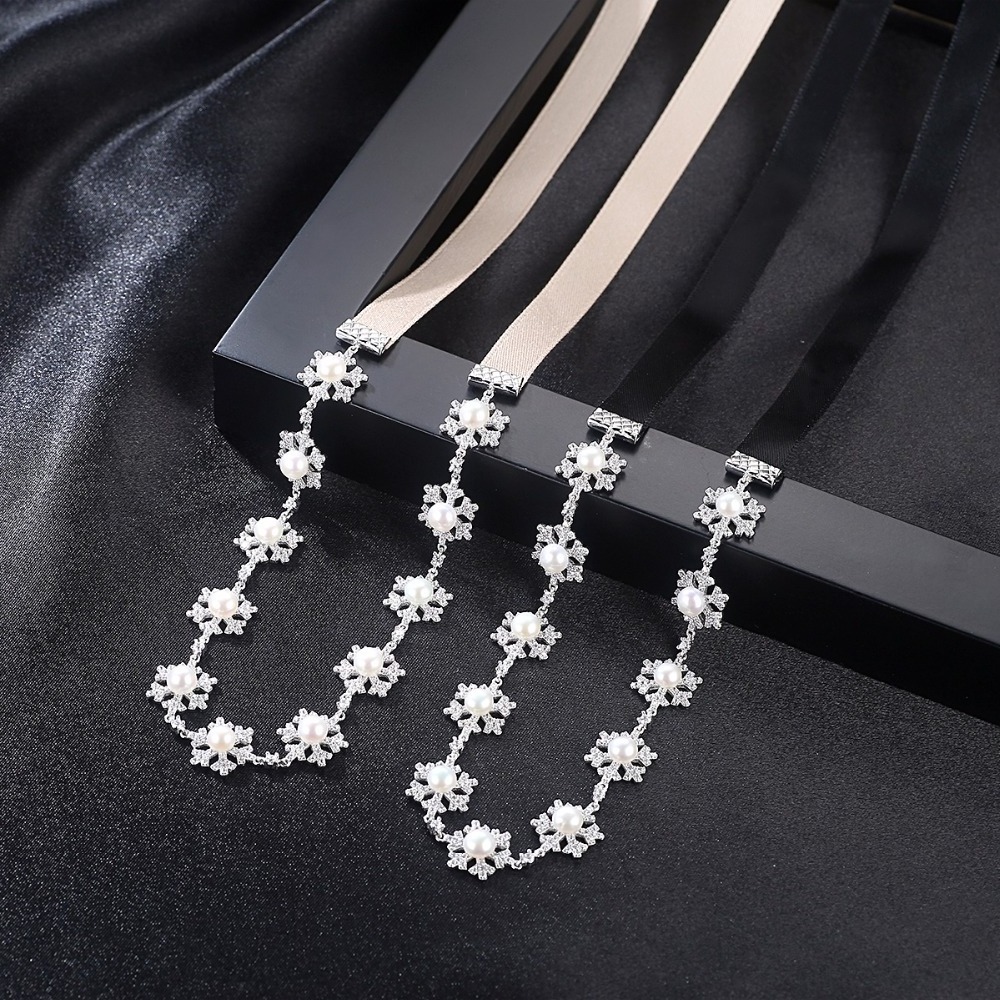 Pag&Mag The Latest Design Lovely Silver Flower Shape Chain Comfortable Natural Pearl Necklace For Women Banquet Or Gifts