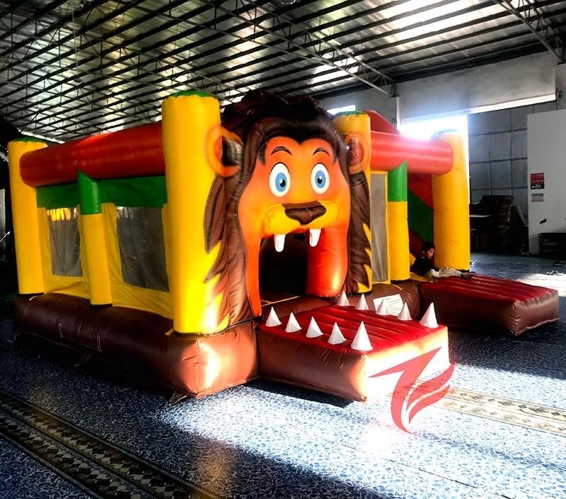 Giant lion king bouncer house inflatable bouncy castle with slide