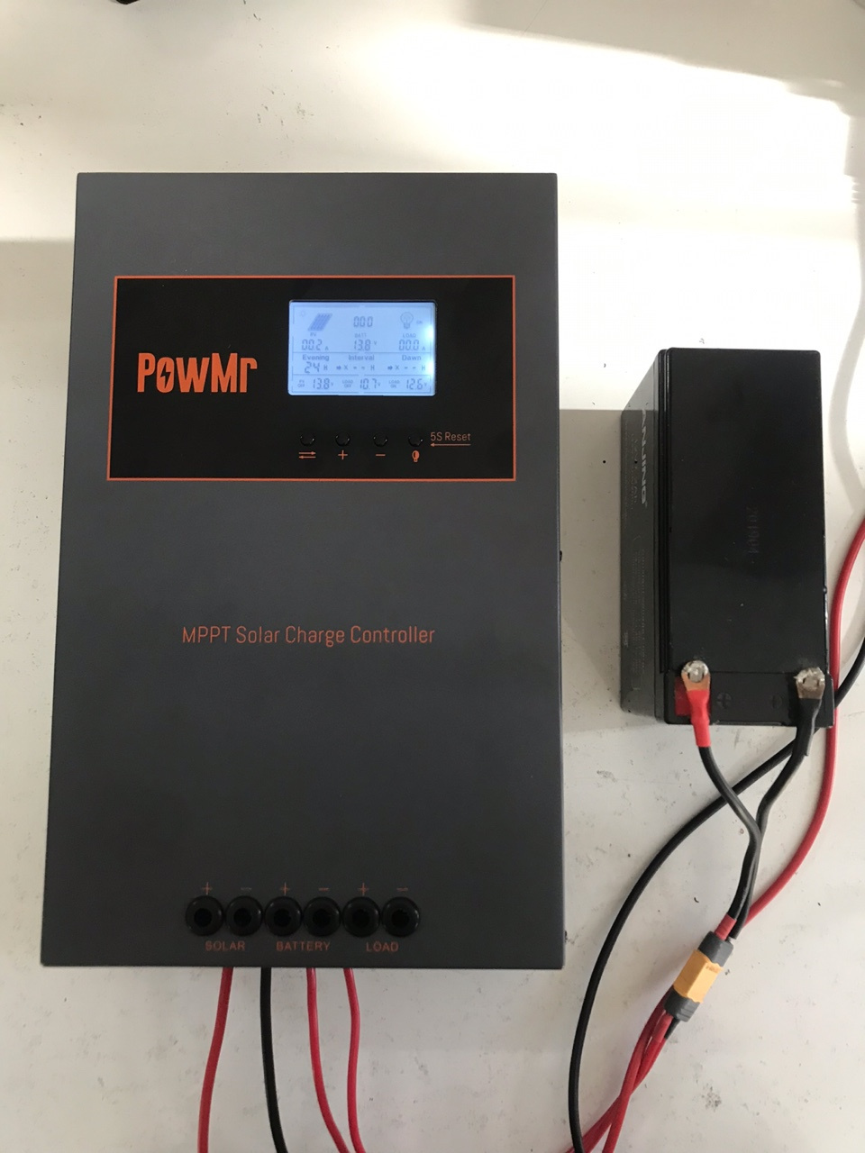 PowMr factory directly 100A  DC 12/24/48V auto MPPT solar charge controller 150V for solar system can charge lithium battery