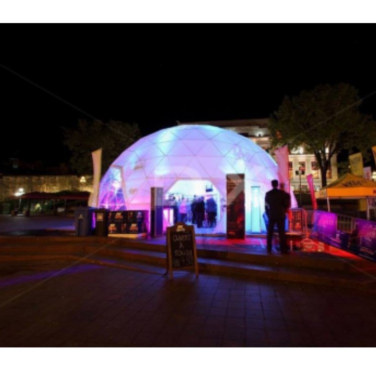 Good Selling Party Tent Gampling house tent beach waterproof/fire retardant/UV resistant Geodesic Dome tent for dining