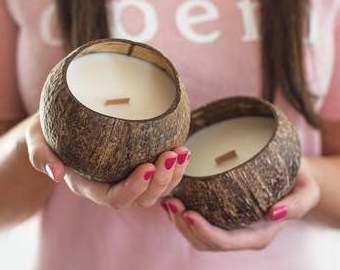 Valentine's Natural Coconut Shell Bowls Candle Soy Wax Coconut Candle With Wood Wick