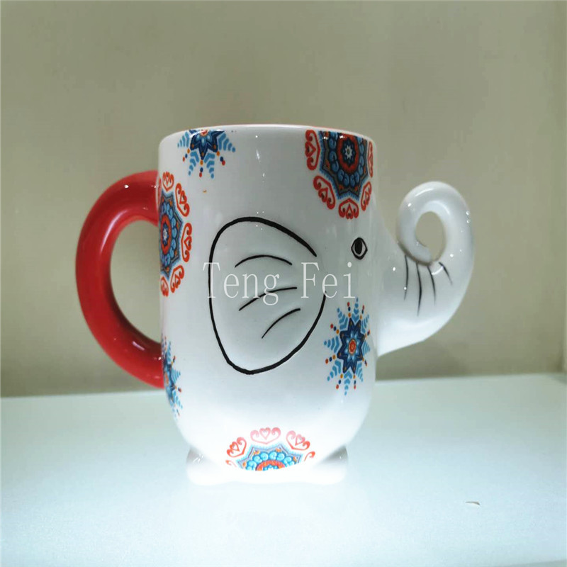 Lovely pink cat shaped ceramic coffee cup custom mug ceramic  drink water  milk holder mug for kid Christmas Coated Inner Color