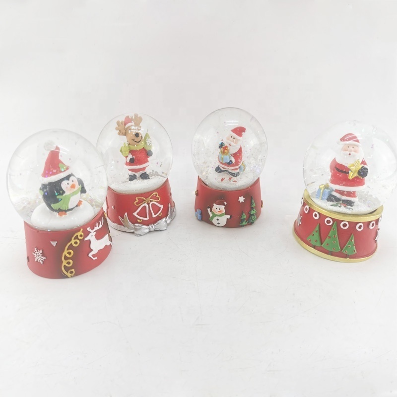 Resin promotional cheap Santa Claus  glass snow globe kit resin tourist souvenir water ball home decor crystal water globe