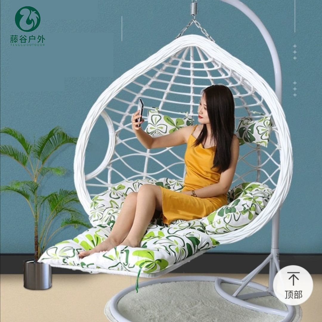 Hot Sale outdoor hanging chair with stand chairs seat Rattan Egg garden Patio Swings