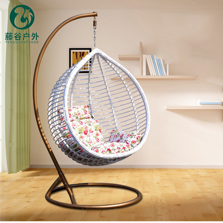 Factory Price hanging chair with canopy outdoor  patio swing pe wicker Swing Chair Outdoor Furniture