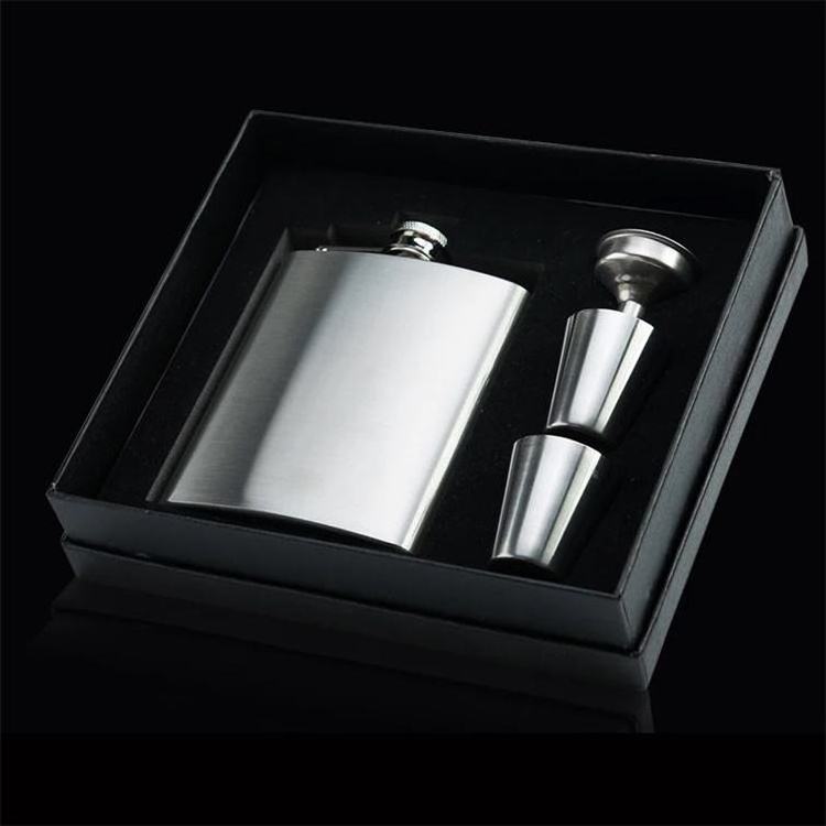 304 stainless steel 9oz hip flask black powder coated whisky hip flask with customization