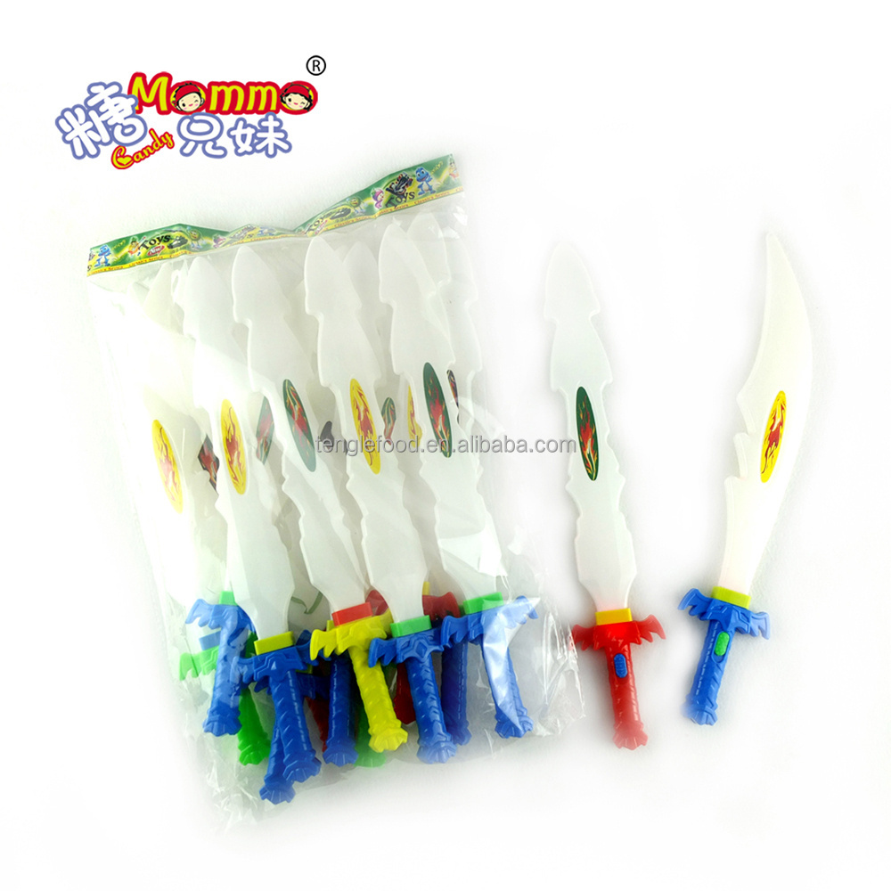 Hot selling cartoon led light up plastic sword toy dulces chino candy for kids