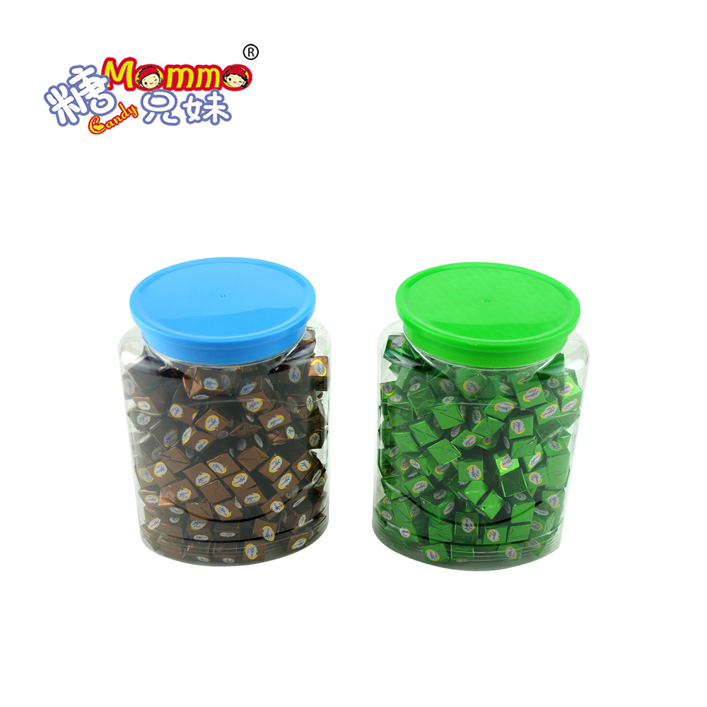 Jar packing 2.75g milk flavor and chocolate flavor mini cube press candy