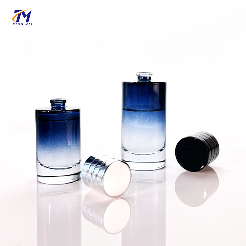 Wholesale Luxury ladies 30ml 50ml 100ml personalized Gradient Blue skin care glass perfume bottle with cap