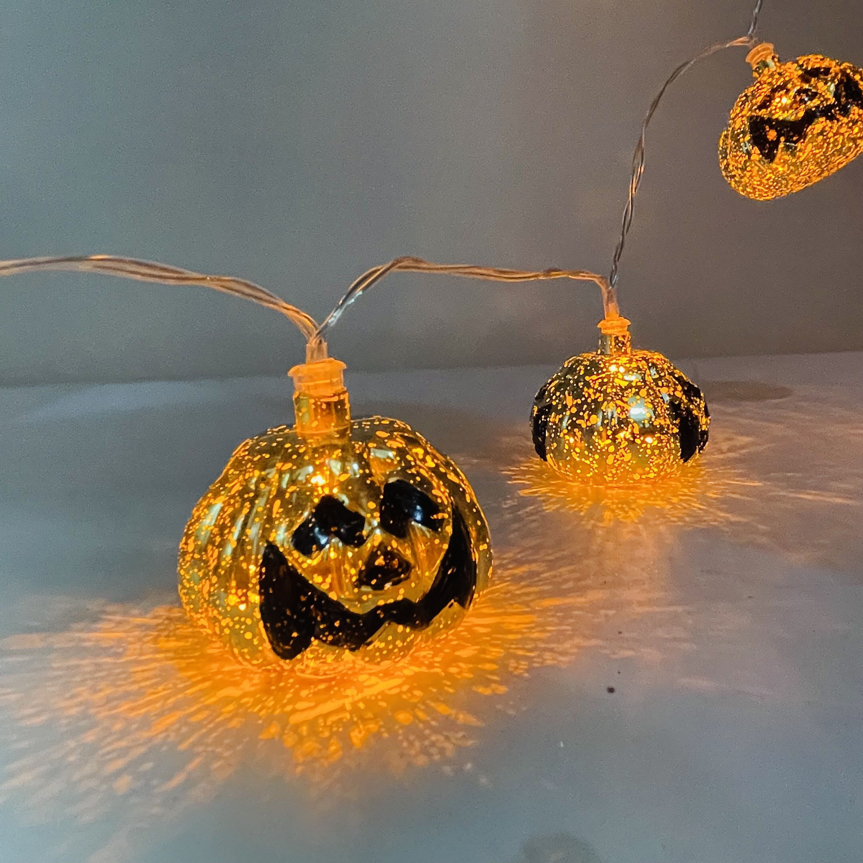 2023 Halloween Decoration 10 LED Mercury Gold Pumpkin Lights String Battery  Lighted Up Plastic Jack O' Lantern For Party