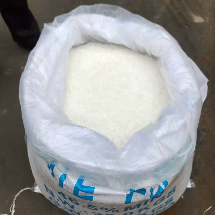 Most Competitive High Quality & Best Price Industrial Grade 99% Purity Anhydrous Magnesium Chloride