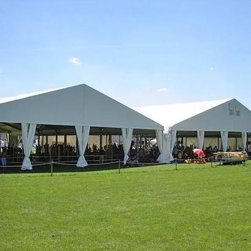 500 People Capacity Heavy Duty Party Tents For Events With Curtains Outdoor 13 X 26 Wedding Tents For Events