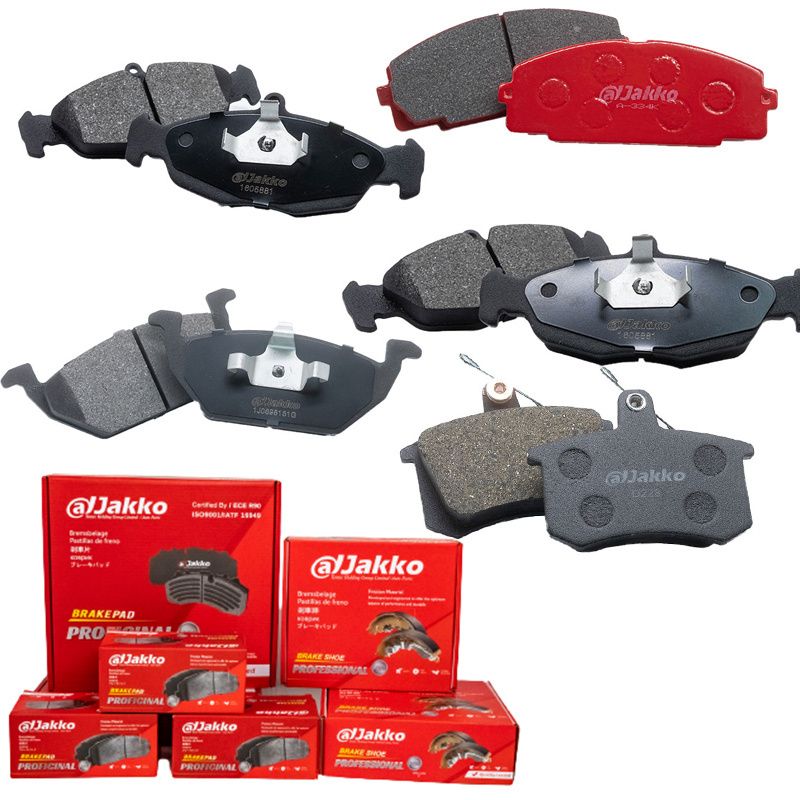 Wholesaler Car Semi Metallic Ceramic Auto Disc Brake Pad for Toyota vitz Hilux Hiace Corolla Ford Hyundai Honda Fit