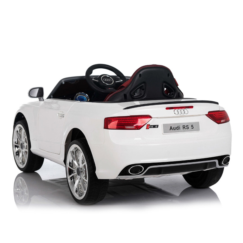 Hot selling licensed Audi RS5 children ride on car