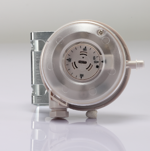 609 adjustable air differential pressure switch with bracket installation