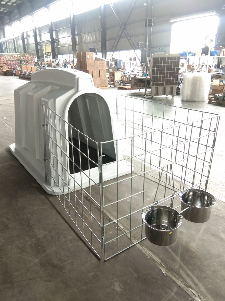 Plastic Durable Outdoor Calf Hutch For Cattle Animal Cages Cow