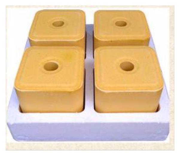 Animal Feed Sheep Cattle Cow Feed Breeding  Rich In Nutrition Lick Brick Holder