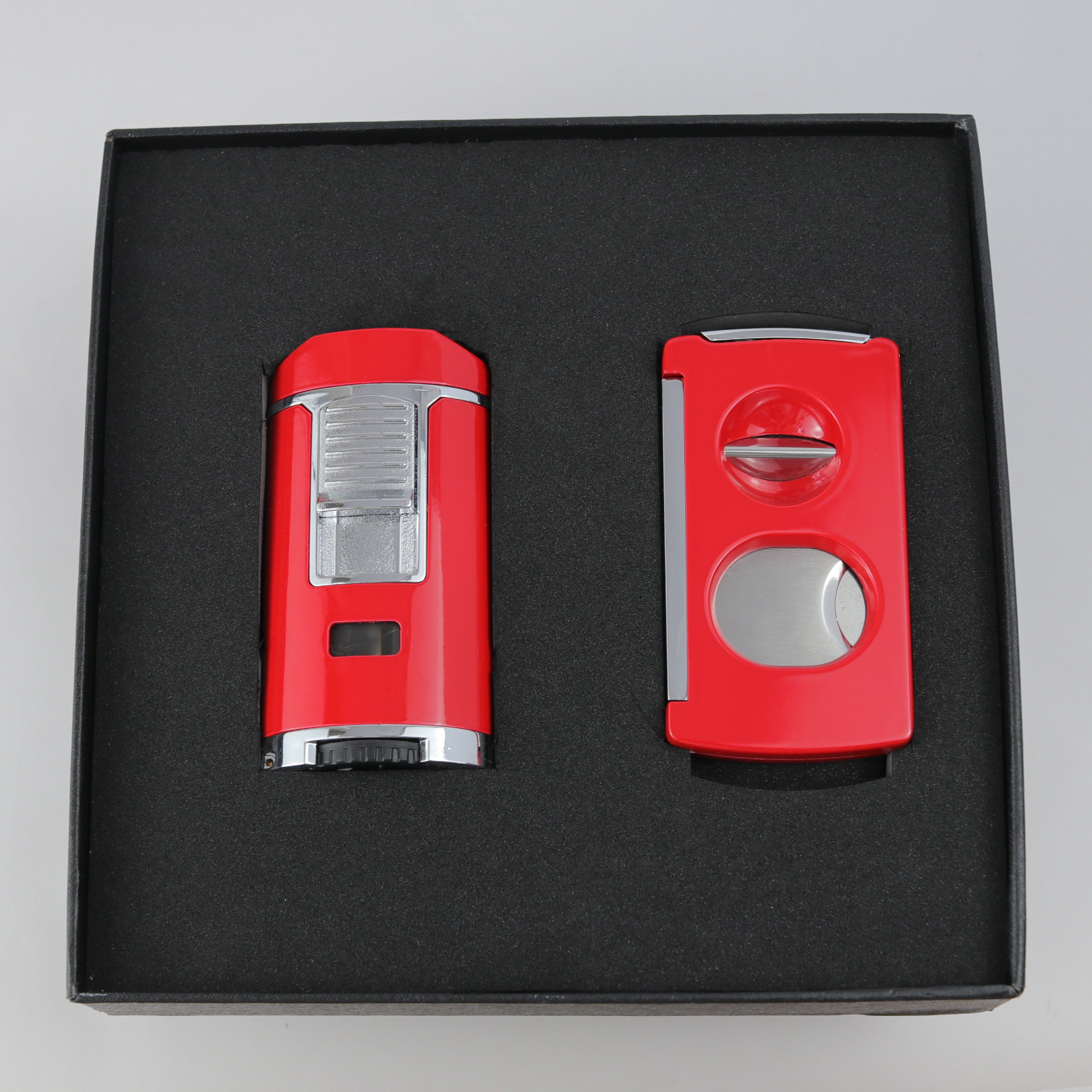 Wholesale Custom Logo Luxury Metal Double Blade V Cut Cigar Cutter and Lighter set Gift Box Cigar Kit