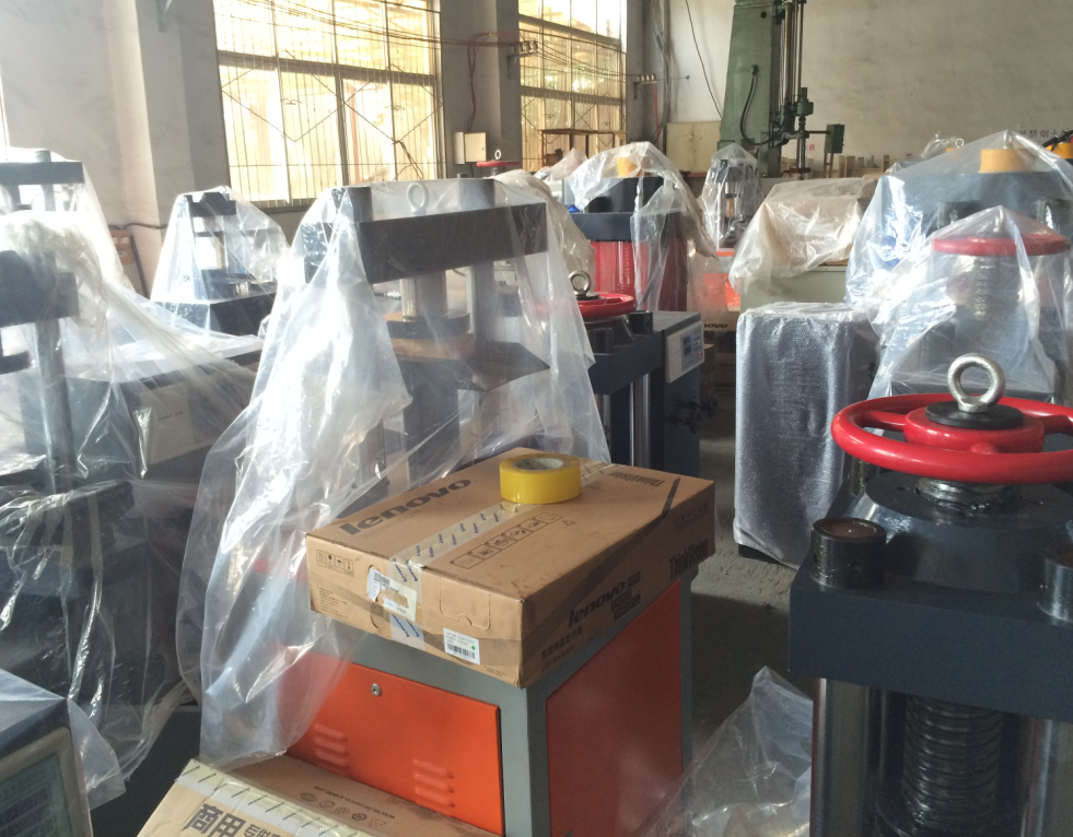 Export Quality 2000KN Electronic Hydraulic  Compression Testing Machine