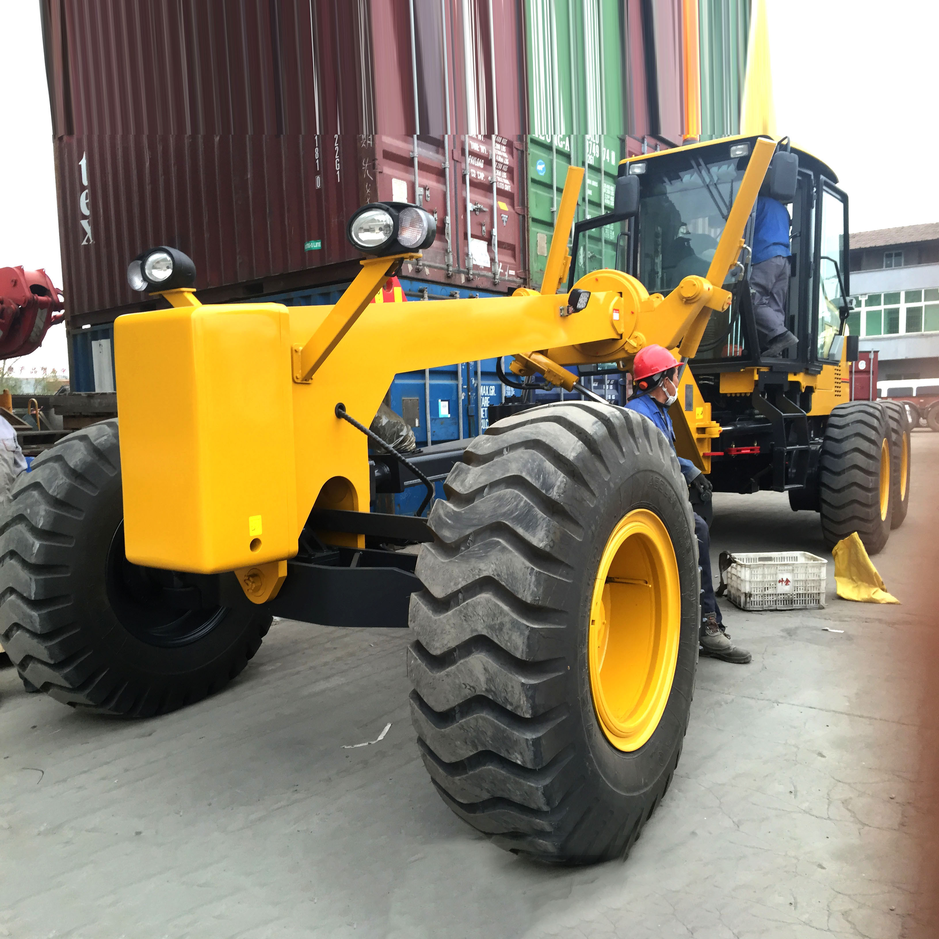 China Top Brand New Road Construction Machinery 215HP Mini Motor Grader GR215 American Engine with Scarifier and Front Blade