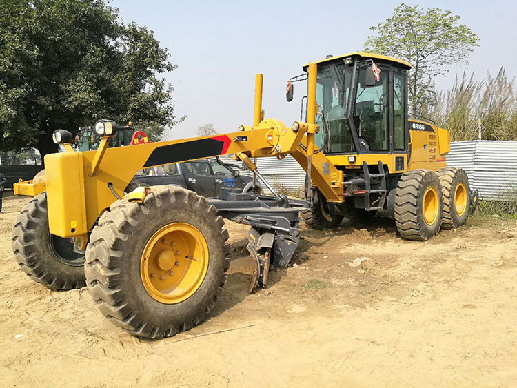 China Top Brand New Road Construction Machinery 215HP Mini Motor Grader GR215 American Engine with Scarifier and Front Blade