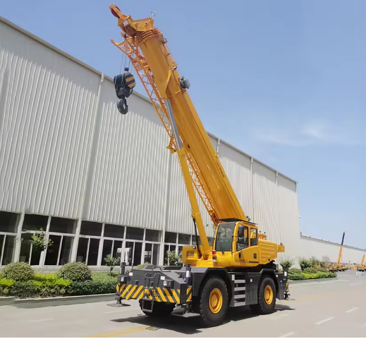 Maxizm New 70ton Hydraulic Rough Terrain Crane XCR70_BR With Spare Parts