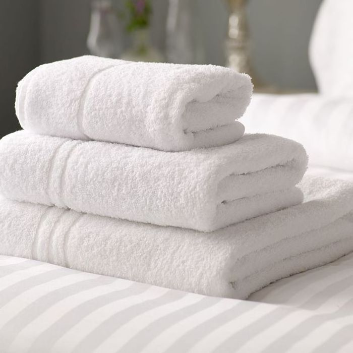 wholesale High quality Bath Towel for home and hotel made in Pakistan 100% cotton quick dry