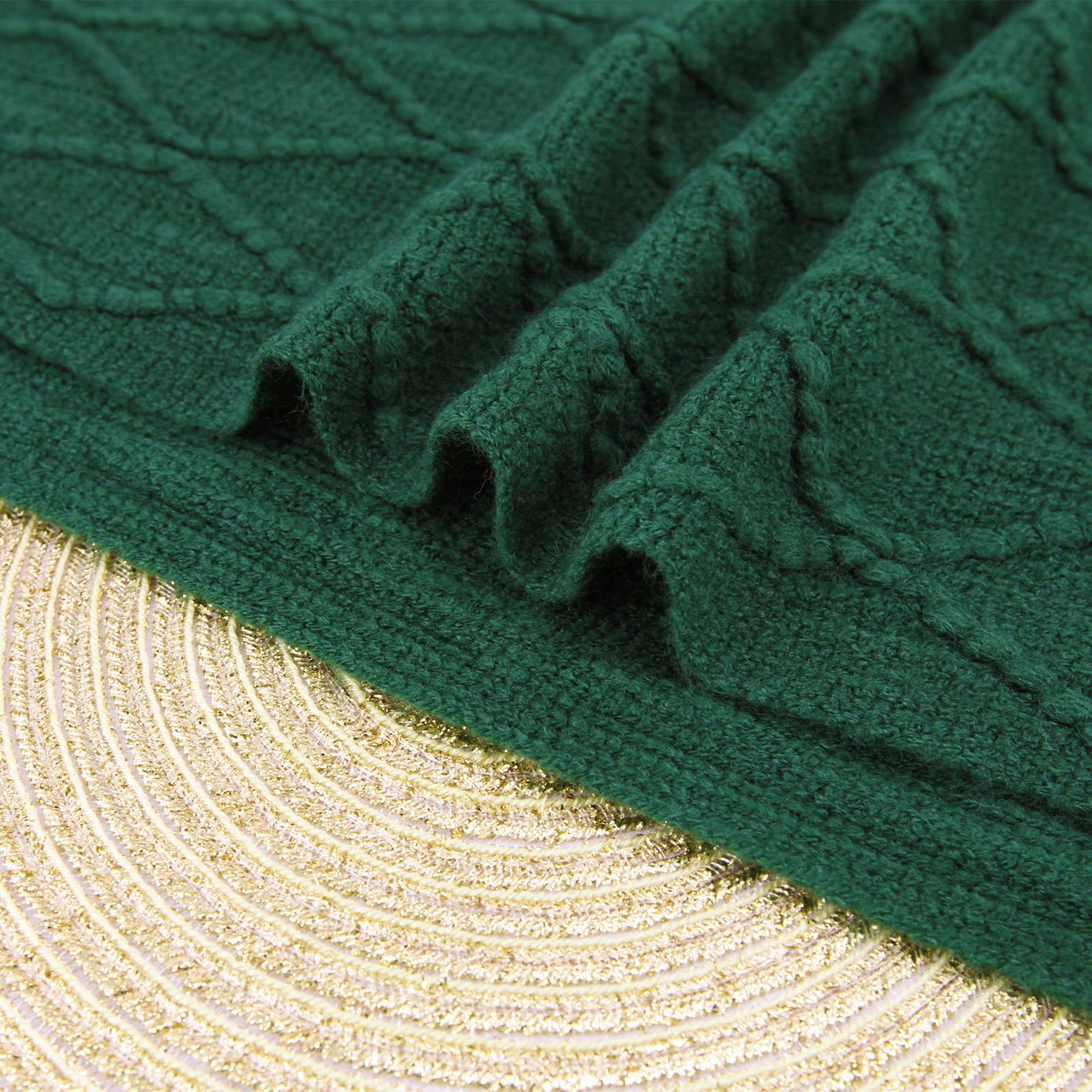 Wholesale Luxury Green Acrylic Warp Knitting Sofa Bed Couch Decorative Throw Blanket With Tassels