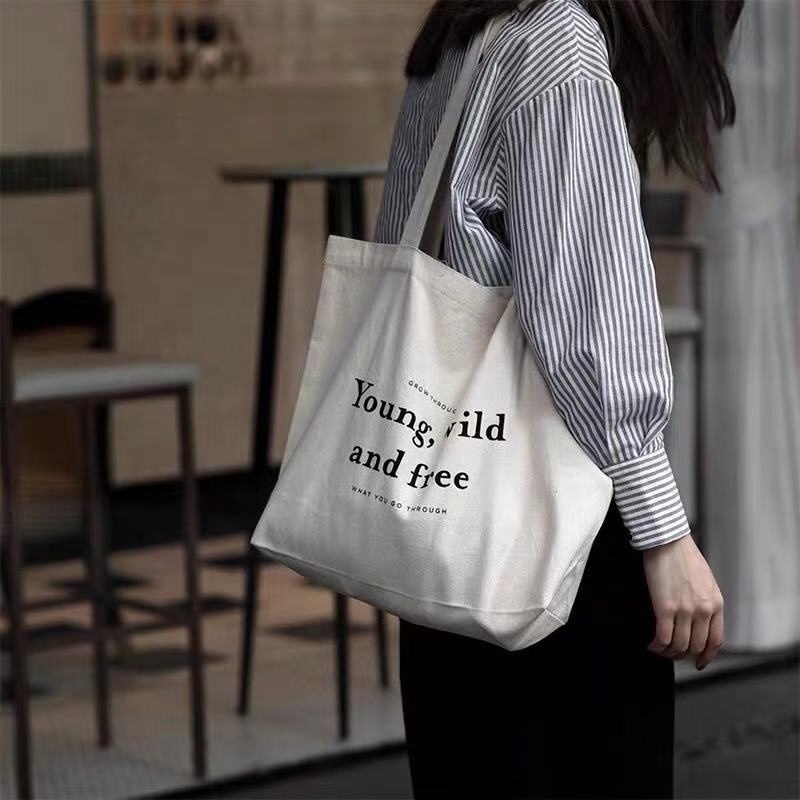 Wholesale Low MOQ Designer Recycle Eco Friendly Reusable Durable Custom Logo Tote Shopping Cotton Canvas Bag