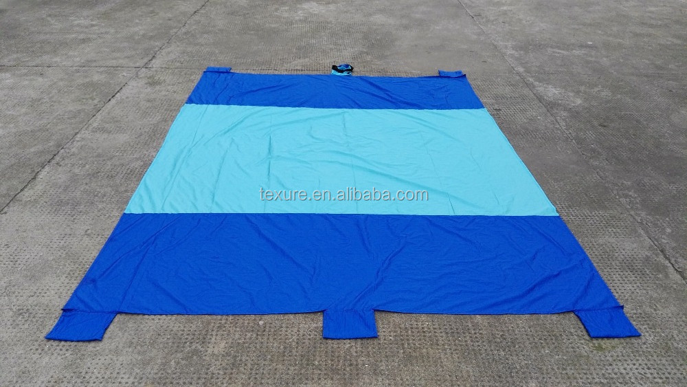 Ripstop nylon outdoor mat/ Beach Blanket Built In Pocket bulk buy from China