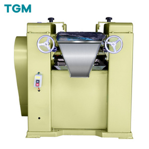 Light three roll mill lab triple roller mill applied to cosmetics