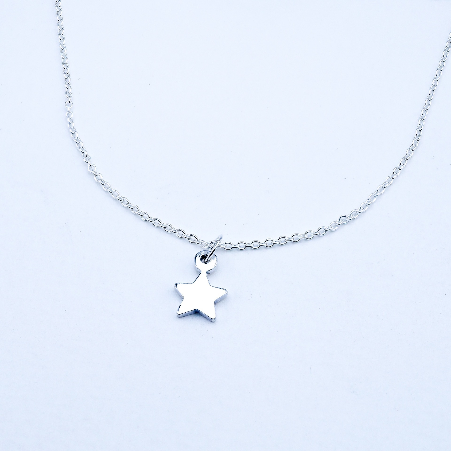 Best Price High Quality Classic Silver Necklace with Star Pendant 925 Sterling Silver Jewelry Minimal Style Adjustable Length