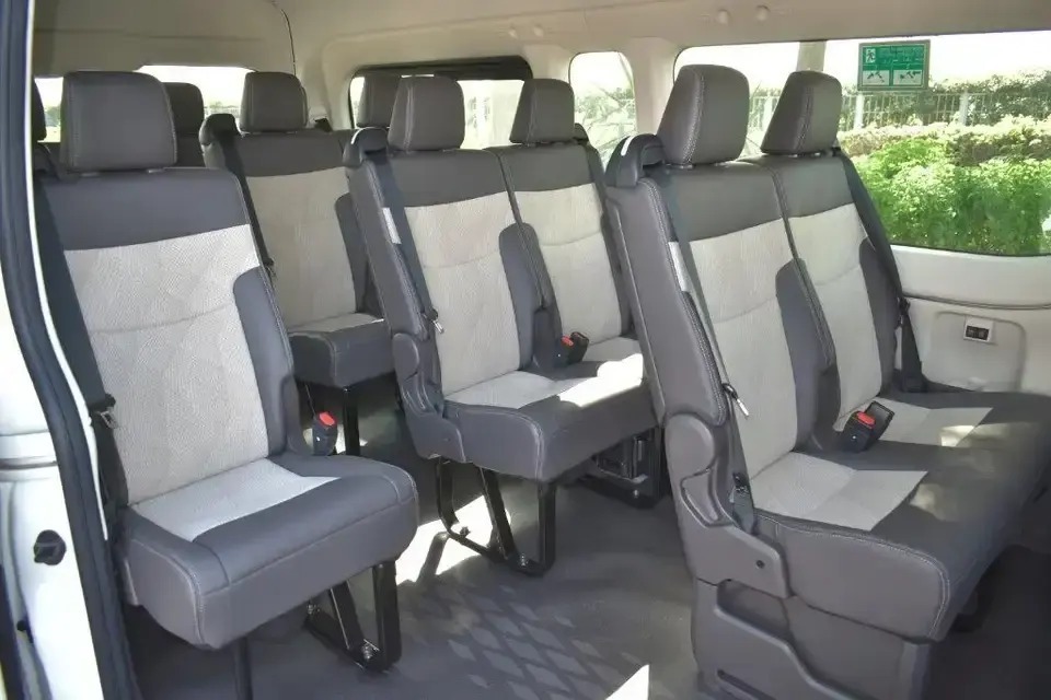 Gasoline Mini Bus Van Left Hand Drive 2TR 13-15 Seats Used Bus for Sale